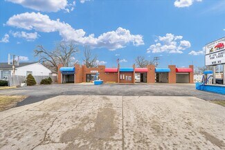 More details for 110 W Lincoln Ave, Charleston, IL - Specialist for Sale