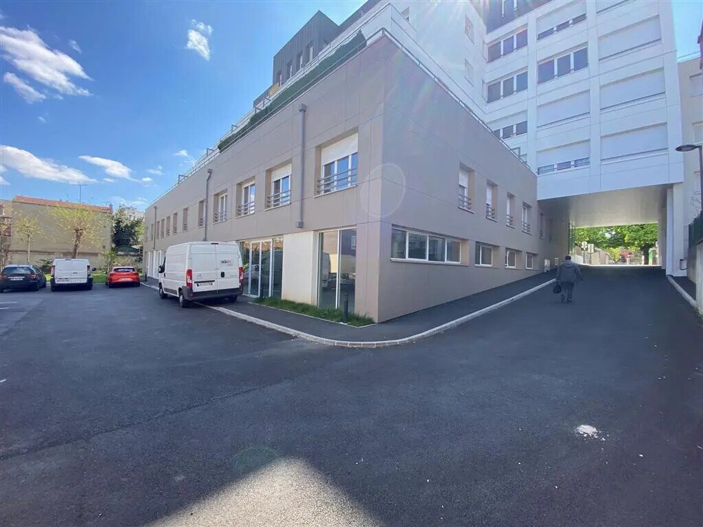 Vente Local d'activités 337 m² - Photo 1