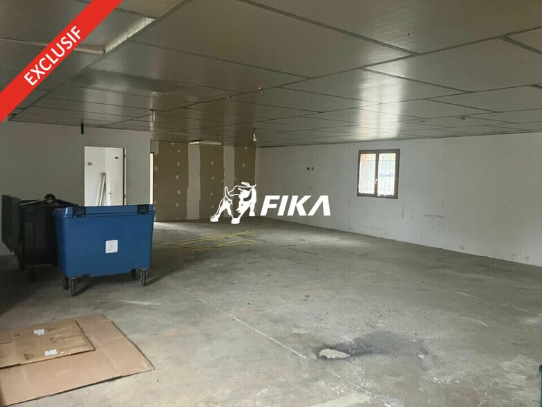 Light Industrial in Toulouse for sale - Interior Photo - Image 3 of 12