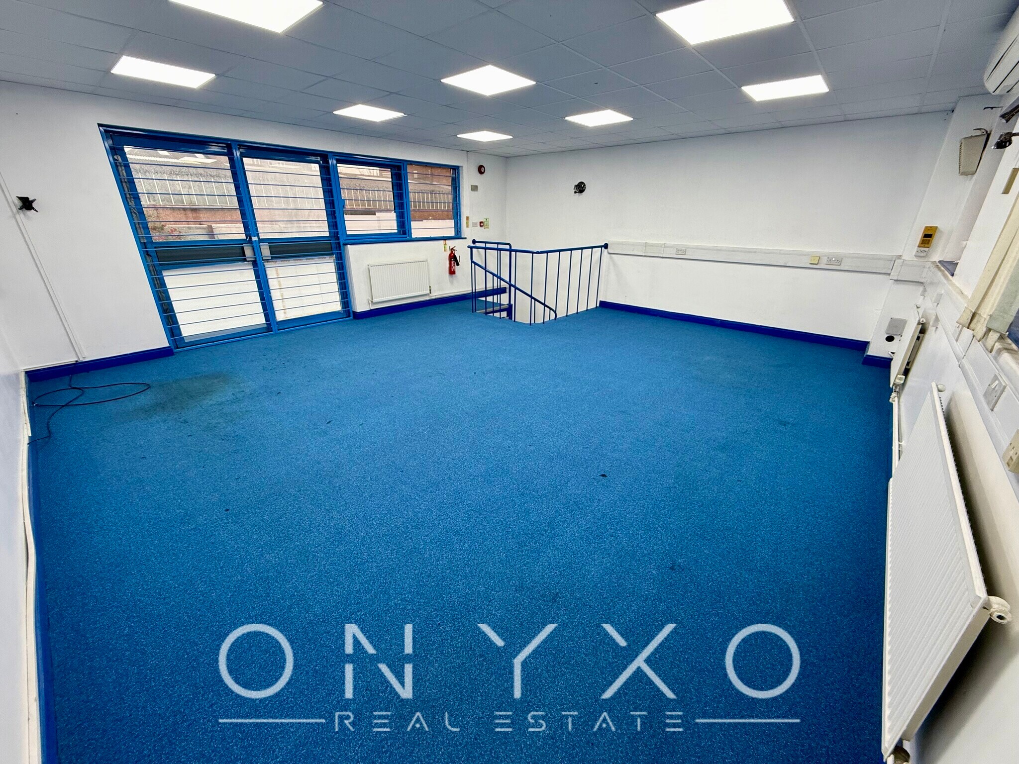 1-5 Bristol Way, Slough to rent Primary Photo- Image 1 of 8