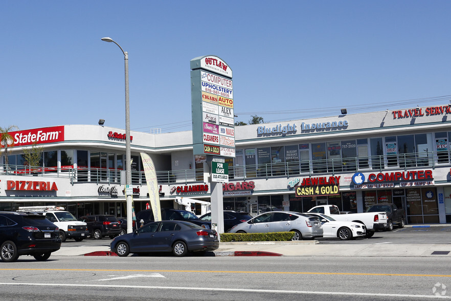 19307-19327 Ventura Blvd, Tarzana, CA for rent - Building Photo - Image 3 of 16