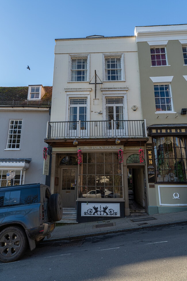 More details for 65 High St, Arundel - Retail to Rent
