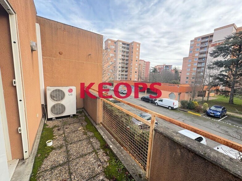 Office in Toulouse for sale - Building Photo - Image 3 of 9