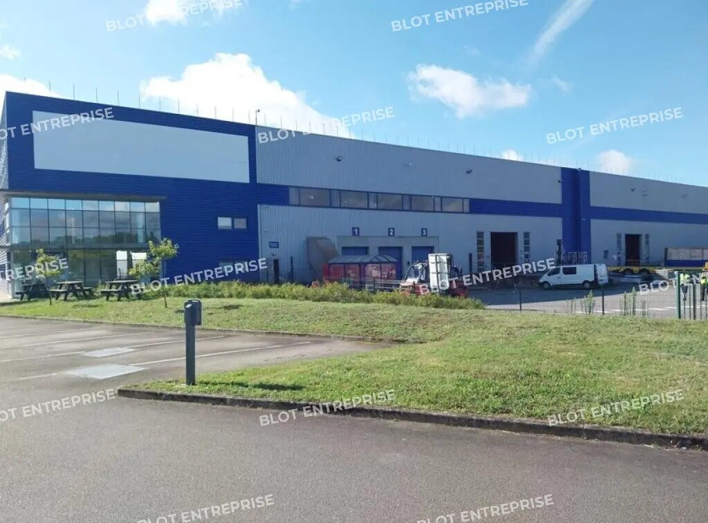 Location Entrepôt 6 000 m² à 19 015 m² - Photo 1