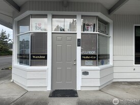 305 E Main Ave, Puyallup WA - Commercial Property