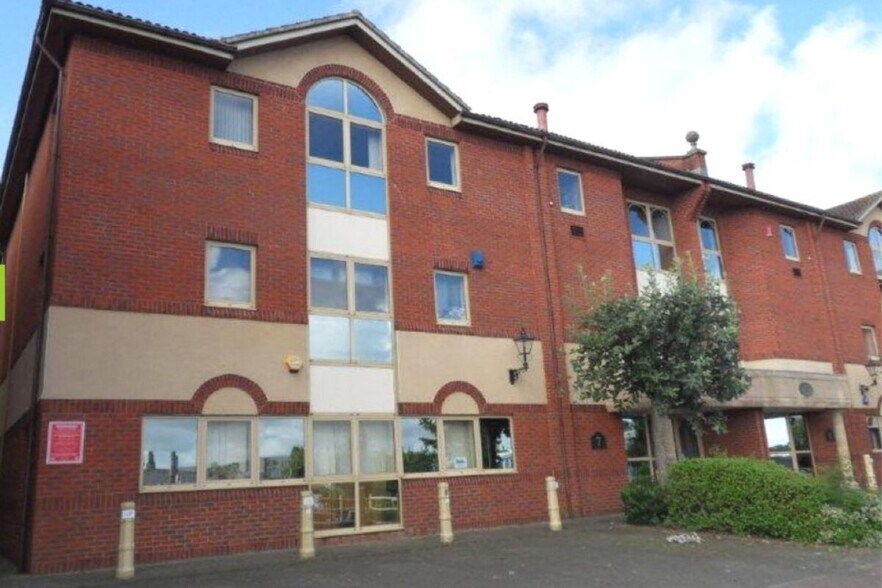 Harrier Way, Exeter to rent - Building Photo - Image 1 of 3