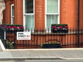 115 Park St, London to rent Building Photo- Image 1 of 9