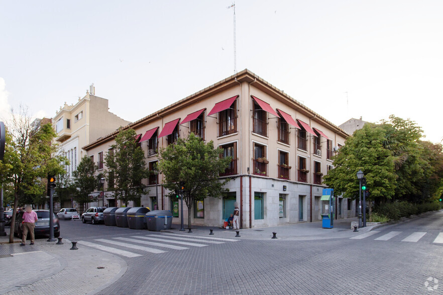 Calle Stuart, 57, Aranjuez, Madrid for rent - Primary Photo - Image 1 of 2