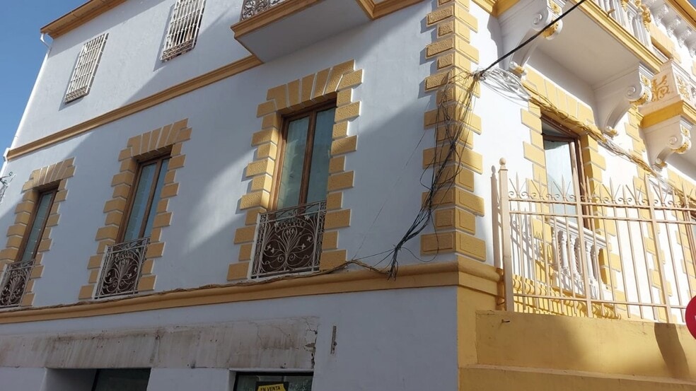 Calle Eras Bajas (Pinos Puente), 11, Pinos Genil, Granada for sale - Building Photo - Image 2 of 18