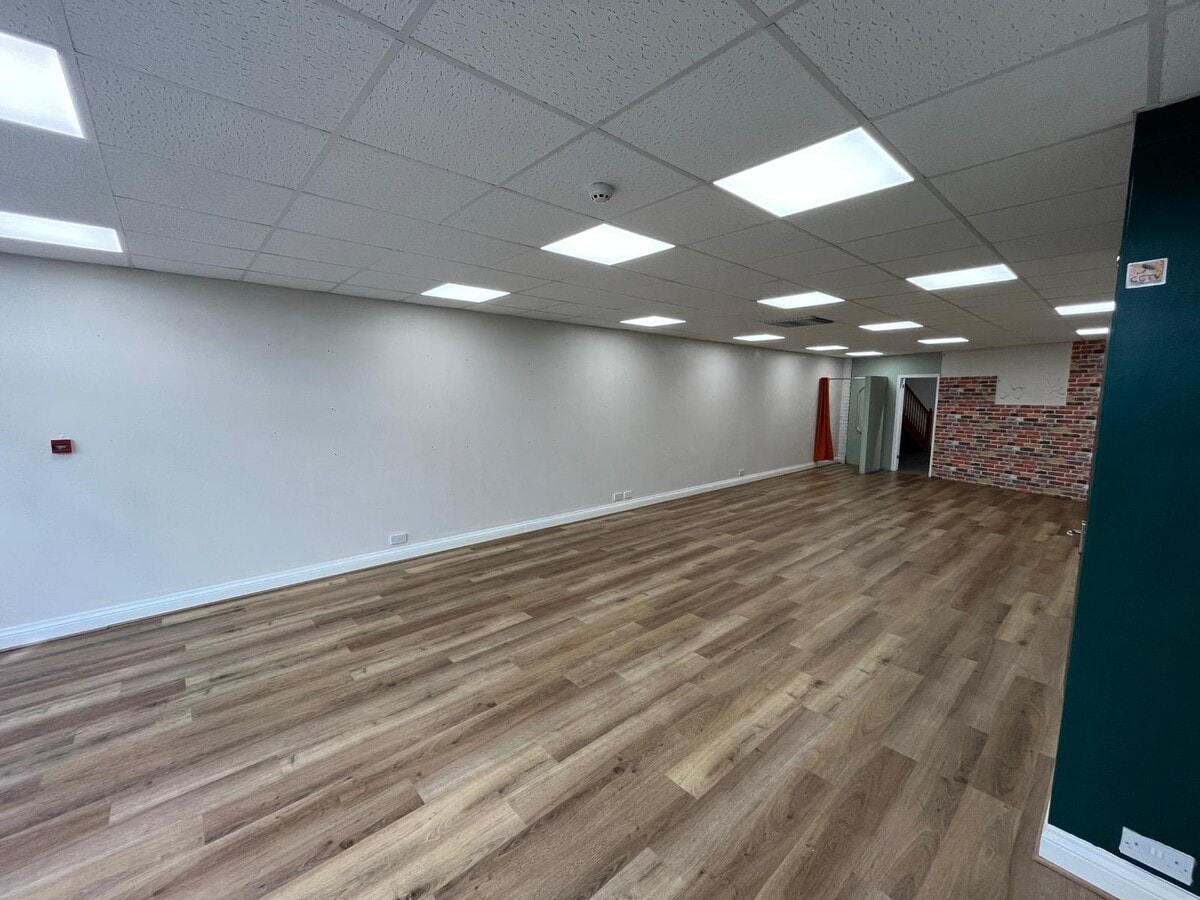 Mealcheapen St, Worcester, WOR WR1 2DS - Unit 12 - - Interior Photo - Image 2 of 6