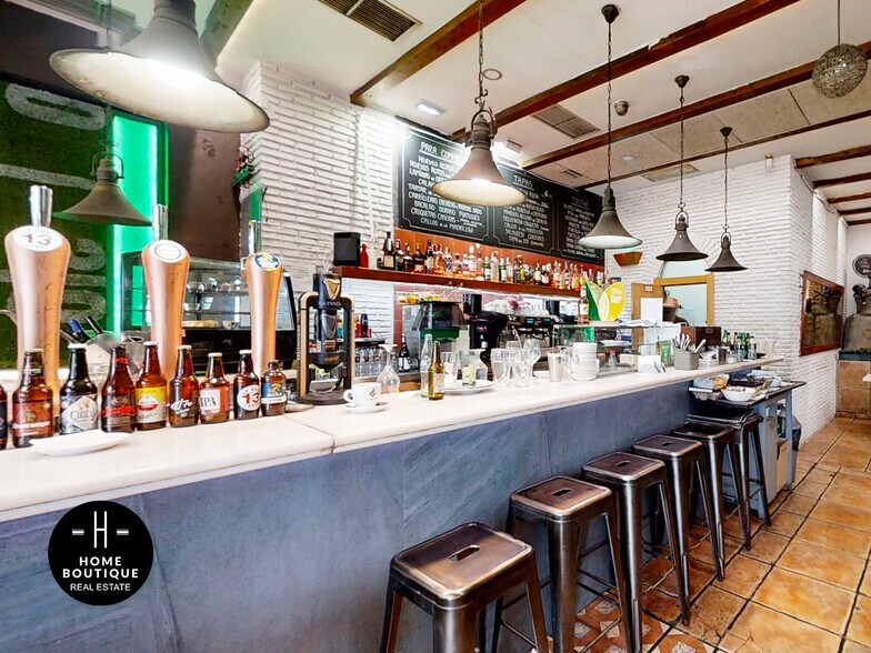 Retail in Madrid, Madrid to rent - Interior Photo - Image 3 of 8