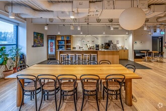 Gorsuch Pl, London to rent Interior Photo- Image 1 of 4