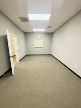 1140 Boone Hill Rd, Summerville, SC for rent Building Photo- Image 2 of 13