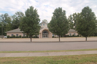 1401 Financial Park, Carbondale, IL for sale Primary Photo- Image 1 of 33