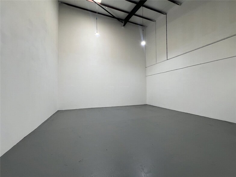 Featherbed Ln, Shrewsbury to rent - Interior Photo - Image 3 of 9