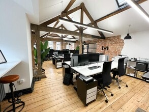 149-150 Friar St, Reading to rent Building Photo- Image 2 of 8