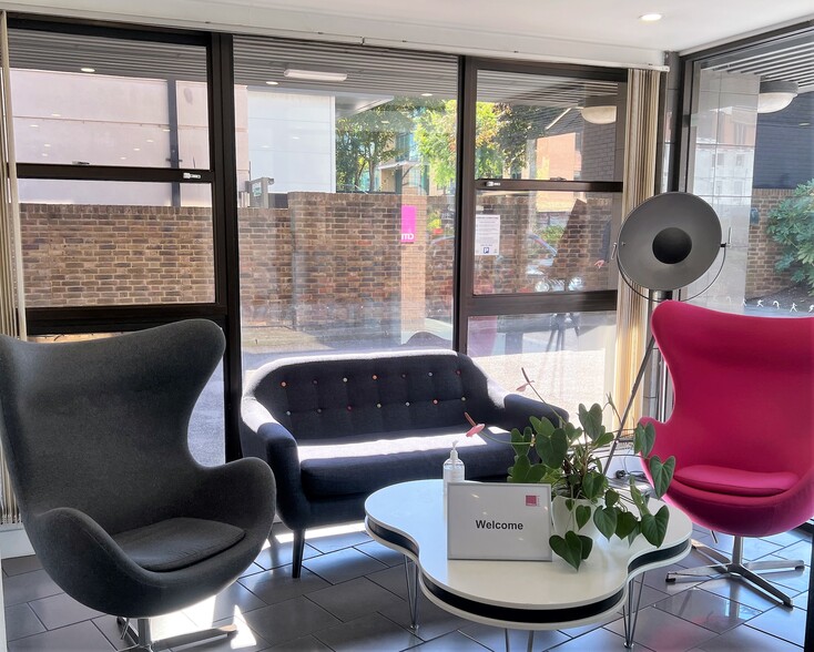 42-44 Clarendon Rd, Watford to rent - Interior Photo - Image 3 of 5