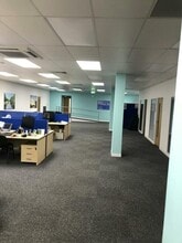 Western Ave, Bridgend to rent Interior Photo- Image 2 of 10