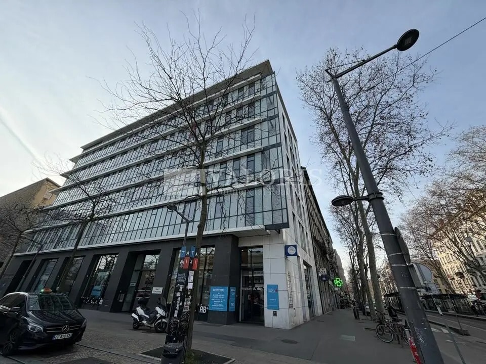 Location Bureaux 430 m² - Photo 1