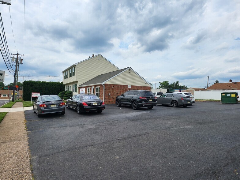 109 Edgewood Ave, Bellmawr, NJ 08031 Office/Medical for Rent UK