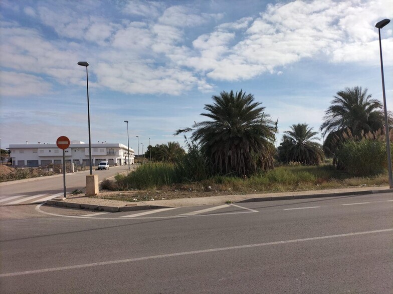 Land in Granja de Rocamora, Alicante for sale - Building Photo - Image 1 of 7