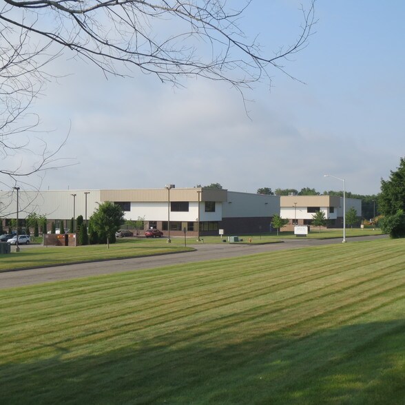 4 Northrop Industrial Park Rd, Wallingford, CT 06492 UK