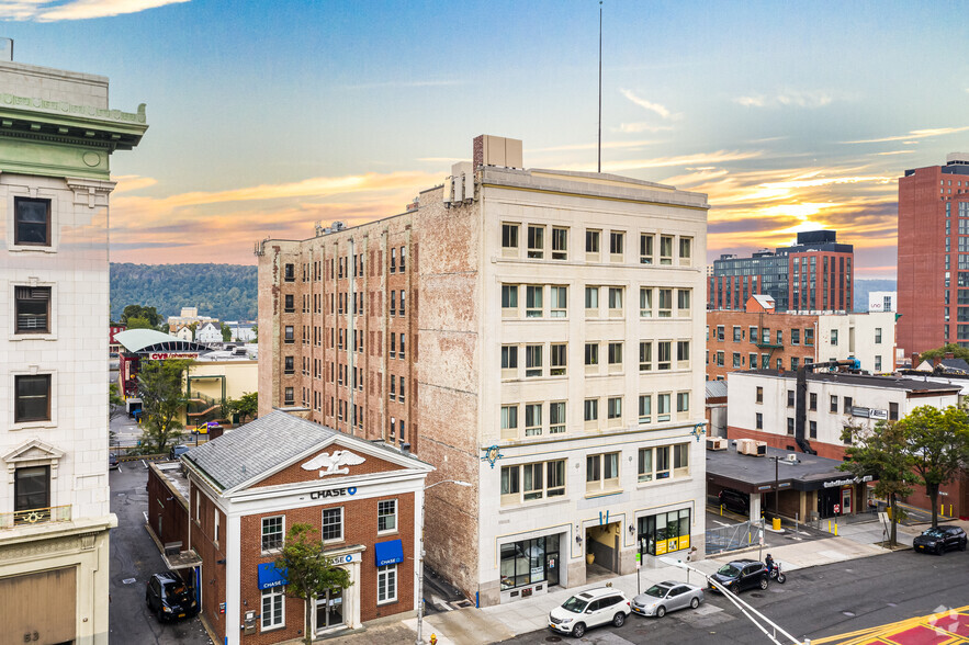 45 S Broadway, Yonkers, NY for sale - Primary Photo - Image 1 of 1