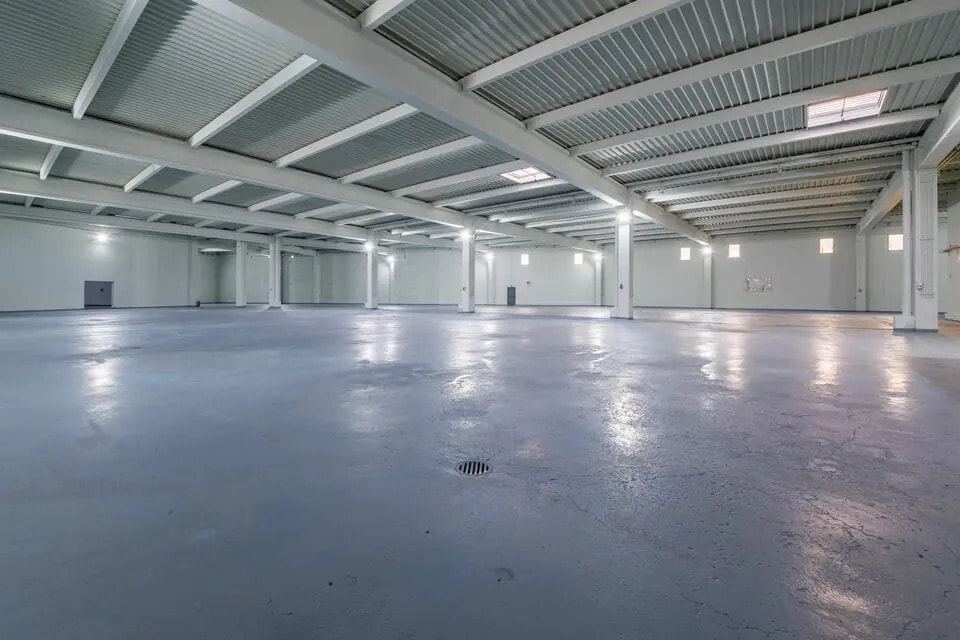 Vente Local d'activités 4 792 m² - Photo 1