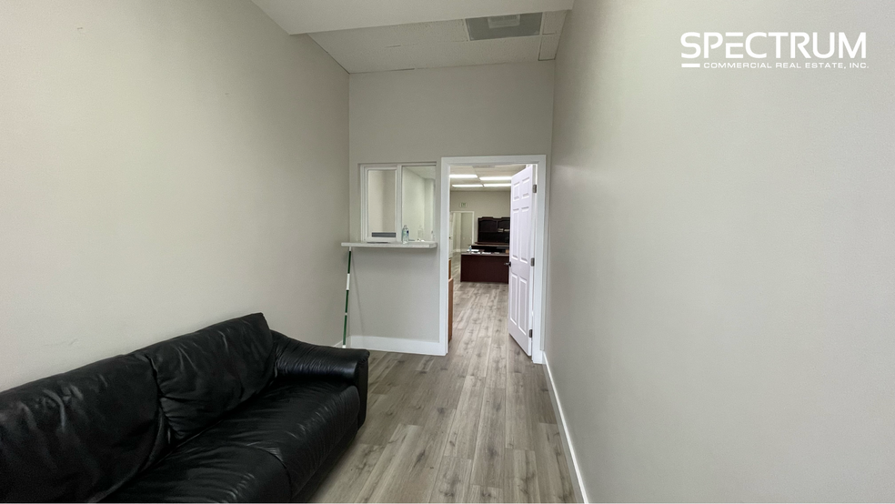 6315 Van Nuys Blvd, Van Nuys, CA for rent - Interior Photo - Image 3 of 5