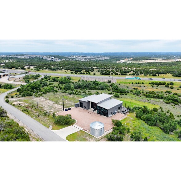 231 Frog Pond Ln, Dripping Springs, TX for sale - Building Photo - Image 1 of 27