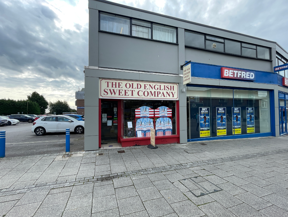 London Rd, Waterlooville PO7 7DT - Retail for Rent | LoopNet UK