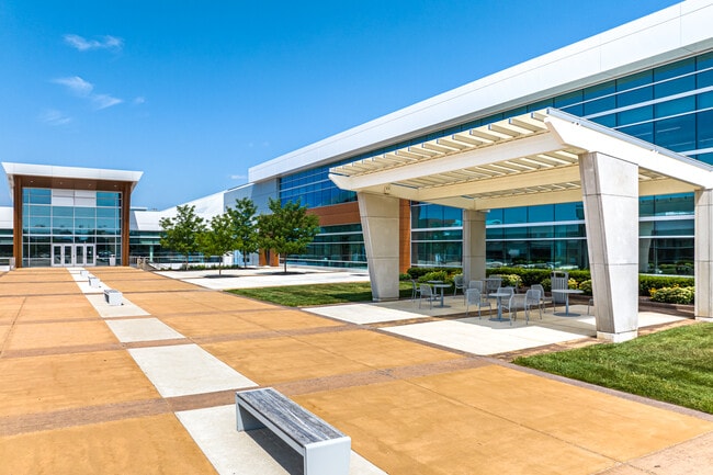 More details for 6800 W 115th St, Overland Park, KS - Co-working to Rent