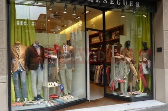 Retail in Barcelona, Barcelona to rent Interior Photo- Image 1 of 8