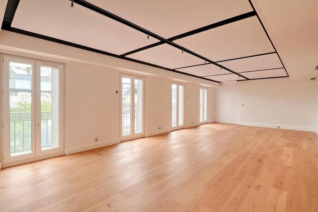 Location Bureaux 378 m² - Photo 1