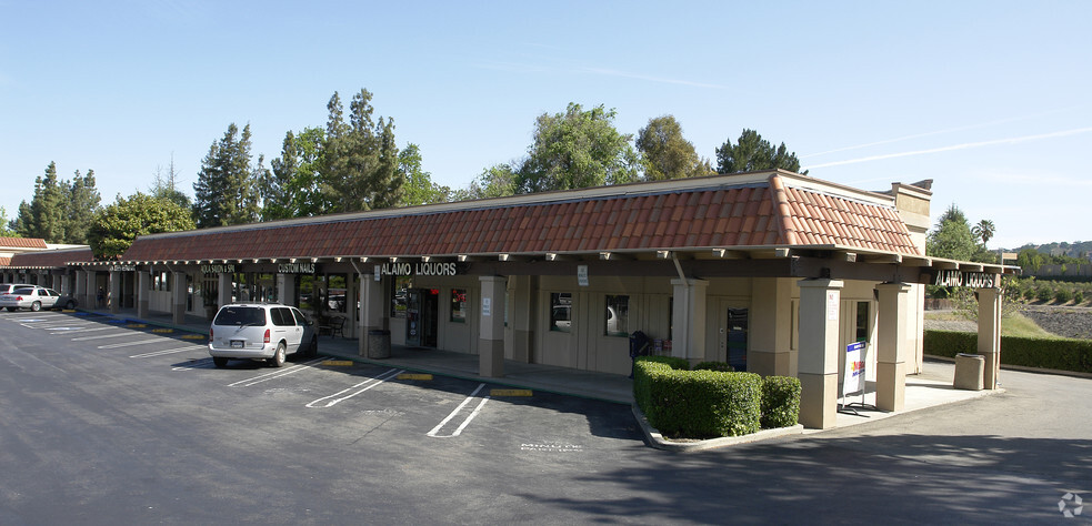 3168 Danville Blvd, Alamo, CA for rent - Primary Photo - Image 2 of 3