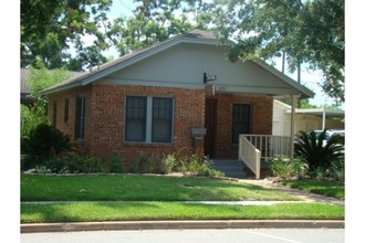 522 Brooks St, Sugar Land, TX for sale Building Photo- Image 1 of 1