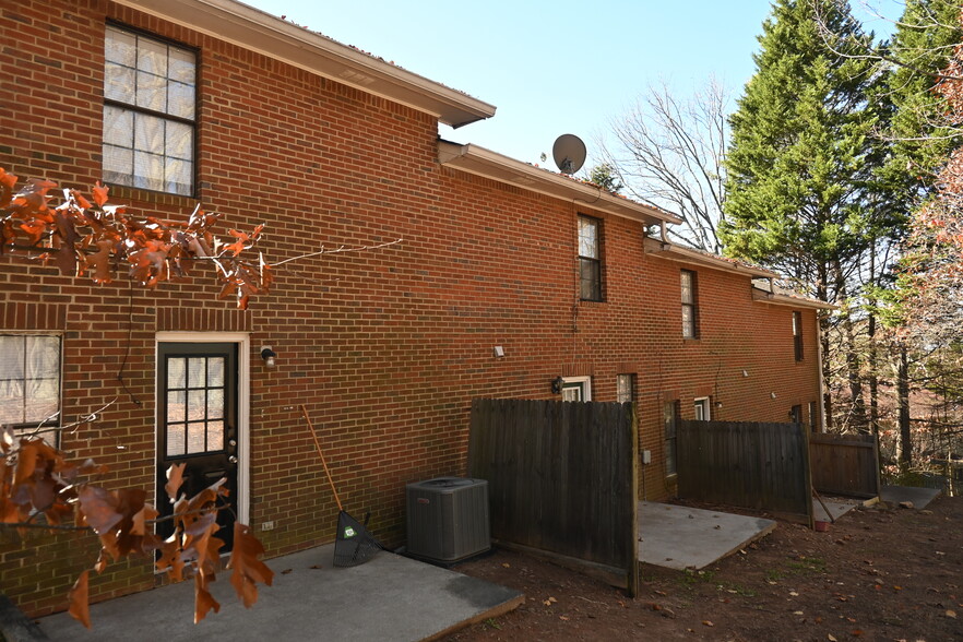 3282 Highpoint Ct, Snellville, GA for sale - Building Photo - Image 3 of 23