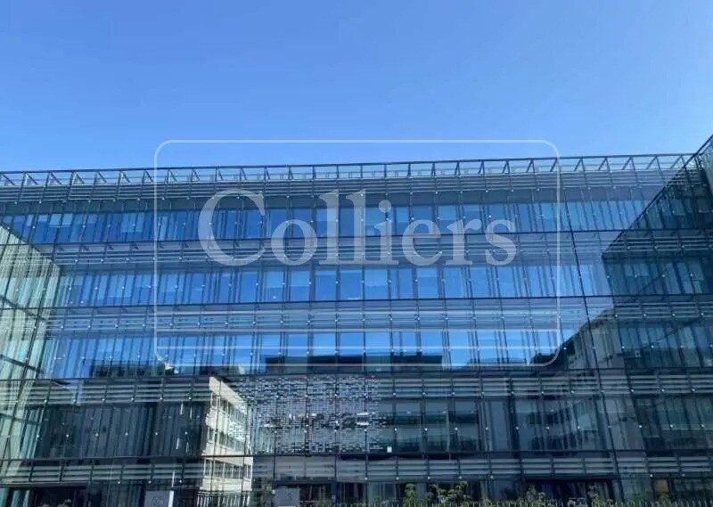 Office in Villeurbanne to rent Building Photo- Image 1 of 12