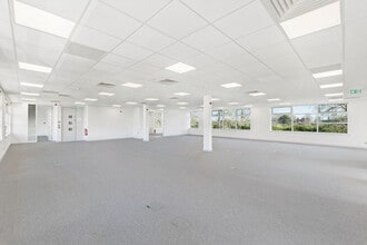 Beechwood, Grove Business Park, White Waltham, Maidenhead to rent Interior Photo- Image 2 of 6