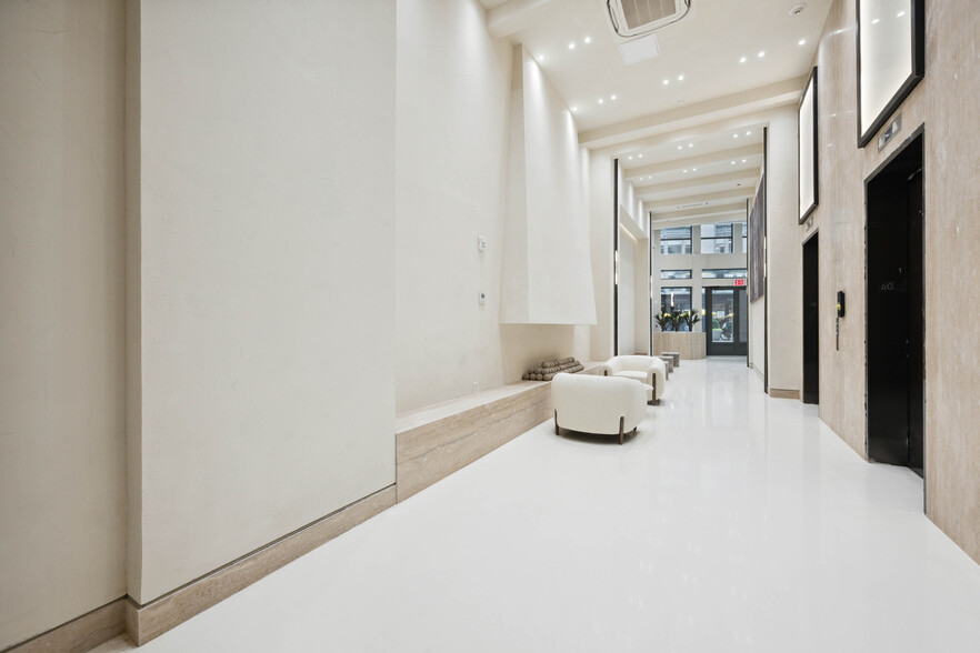 1162 Broadway, New York, NY for rent - Lobby - Image 2 of 8