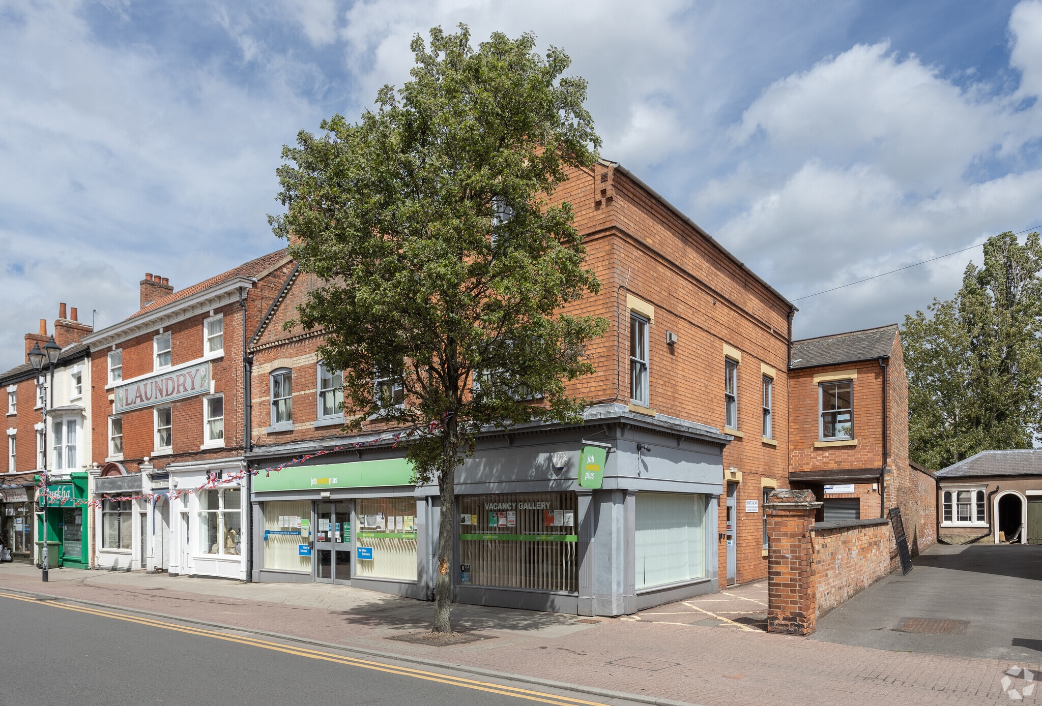 Rear of 23a Grove Street, Retford to rent Primary Photo- Image 1 of 6
