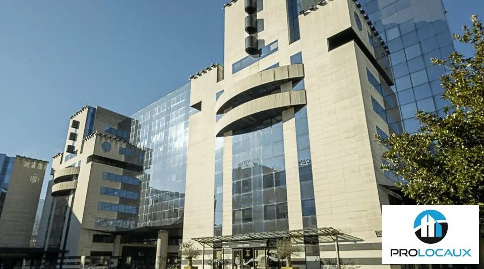 Office in Grenoble to rent Building Photo- Image 1 of 11