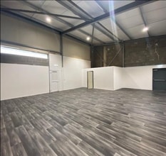 81 Glendoune St, Girvan to rent Interior Photo- Image 2 of 4