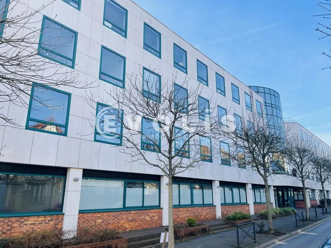 15 Avenue De La Libération, Melun to rent Building Photo- Image 1 of 37