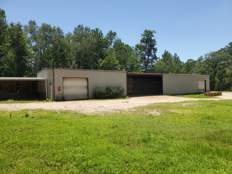 12021 Old Montgomery Rd, Willis, TX for rent - Building Photo - Image 3 of 10