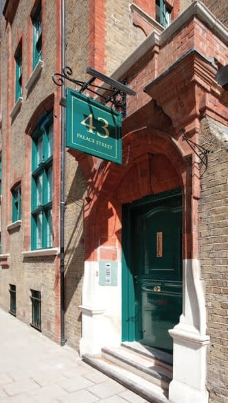 43 Palace St, London to rent - Building Photo - Image 3 of 14