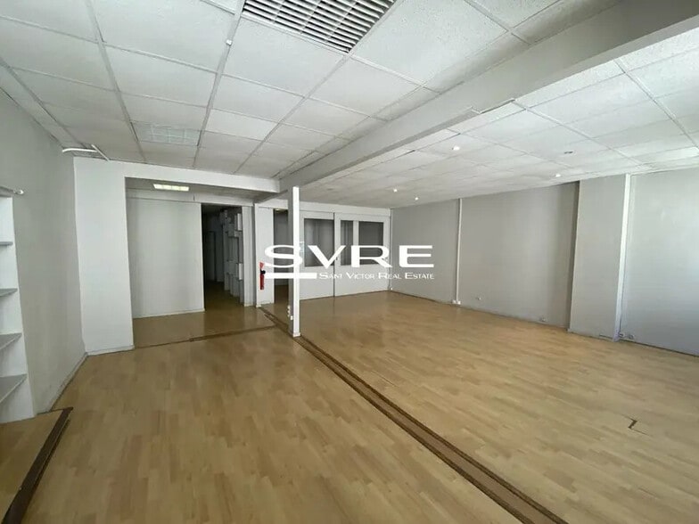Office in Marseille to rent - Interior Photo - Image 2 of 9