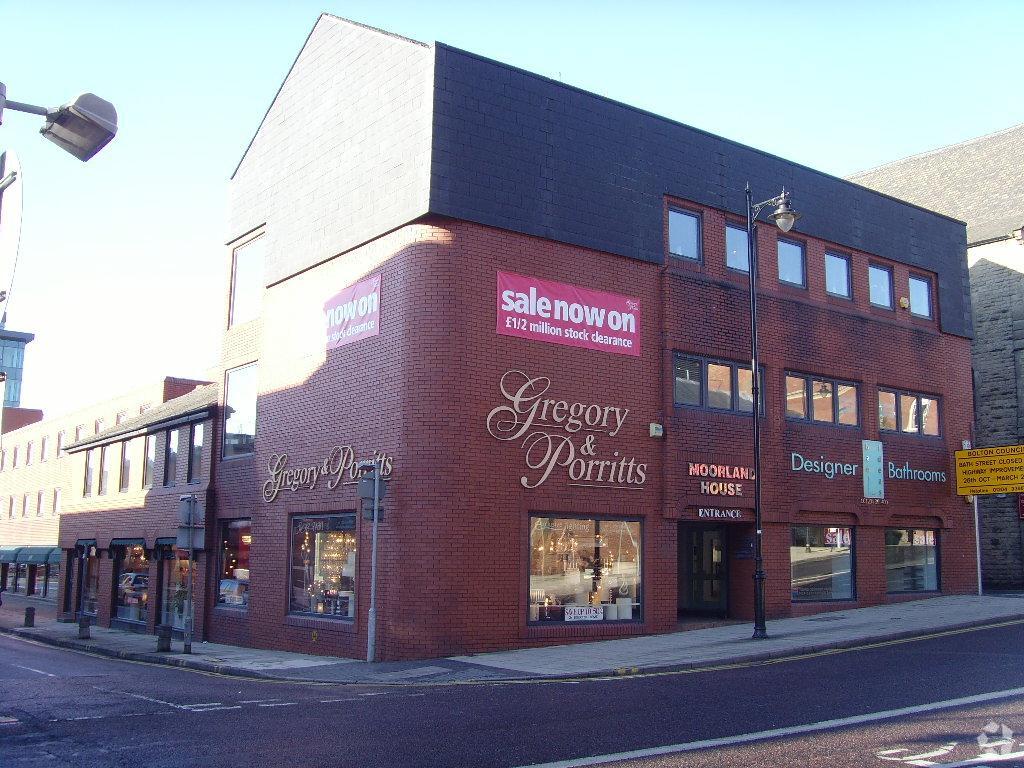 7379 Knowsley St, Bolton BL1 2BJ UK