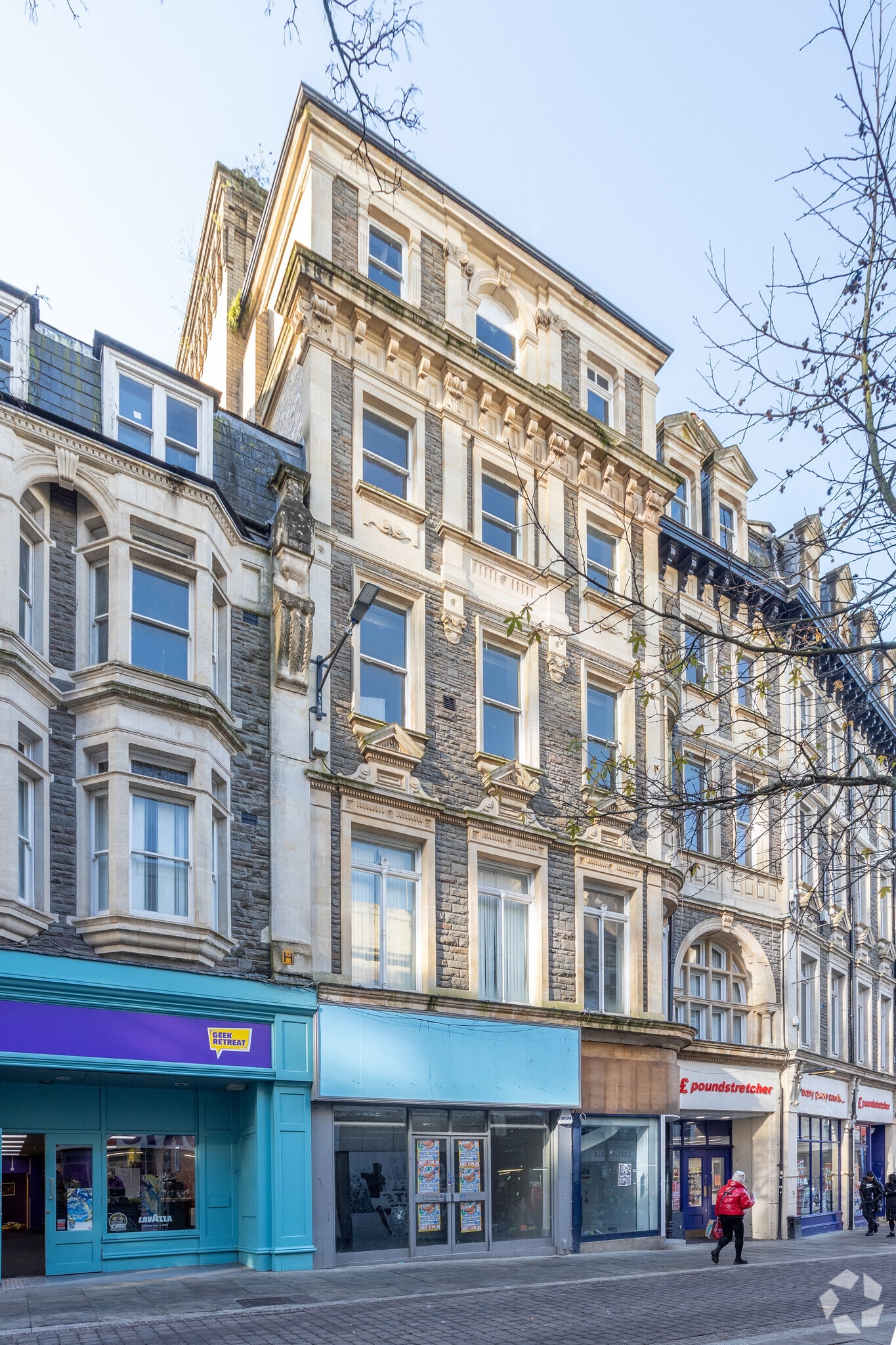 175 Commercial St, Newport to rent Primary Photo- Image 1 of 3