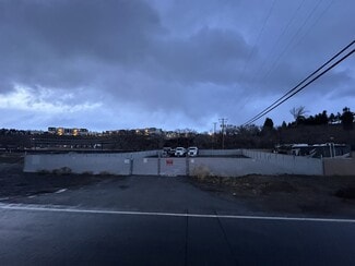 More details for Fenced Lot Next to 2800 Dickerson rd, Reno, NV - Land to Rent